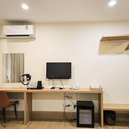 Douangchan Plaza Hotel Vientiane Bagian luar foto