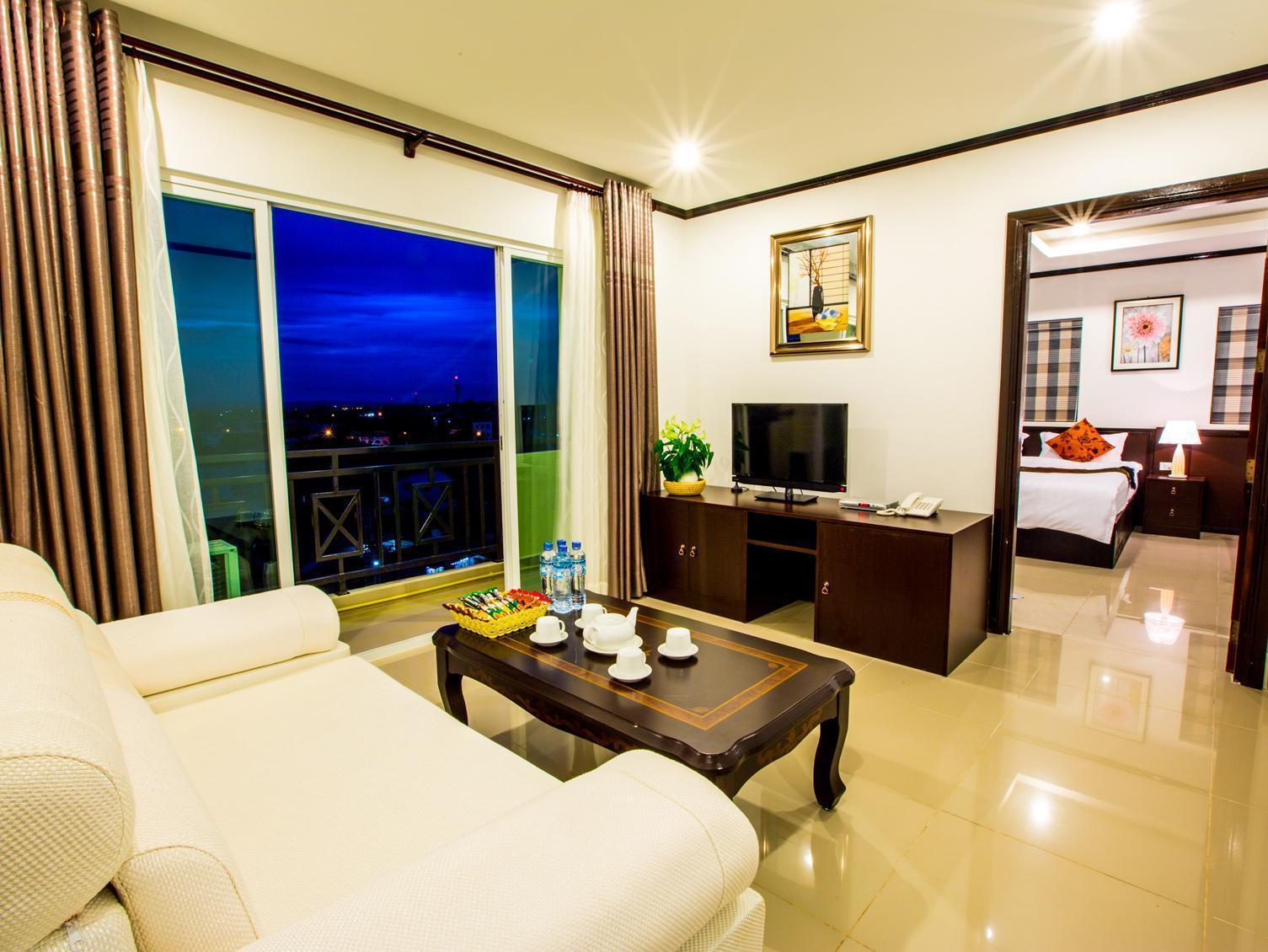 Douangchan Plaza Hotel Vientiane Bagian luar foto