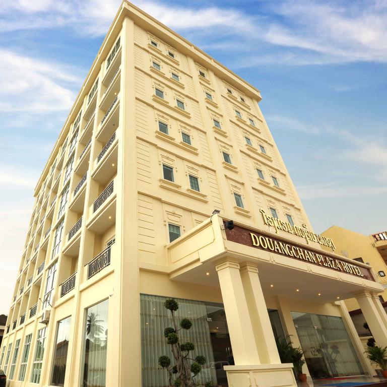 Douangchan Plaza Hotel Vientiane Bagian luar foto